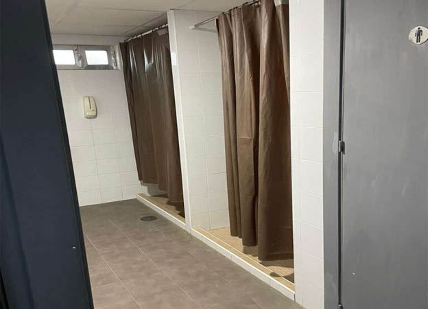 Duchas y Vestuarios